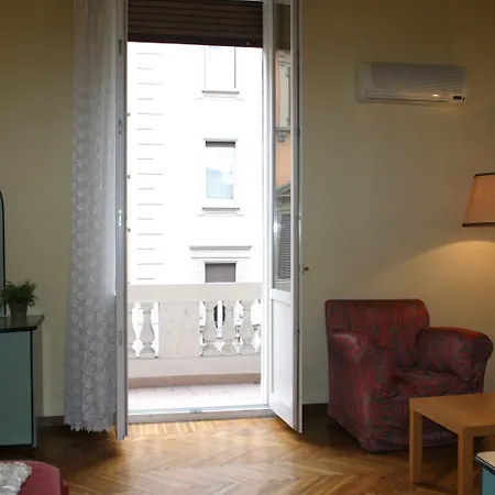 Bed & Breakfast Alle Torri 3*
