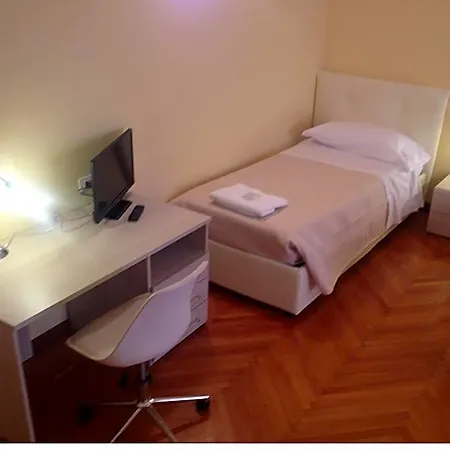 Bed & Breakfast Alle Torri 3*