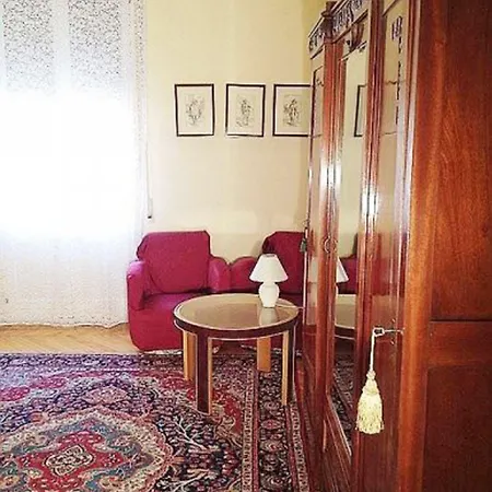 Alle Torri Bed & Breakfast 3*