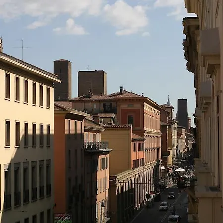Bed & Breakfast Alle Torri 2*